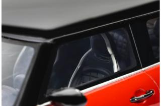 MINI COOPER S JCW PACKAGE RED 2021 OttO mobile 1:18 Resinemodell (Türen, Motorhaube... nicht zu öffnen!)